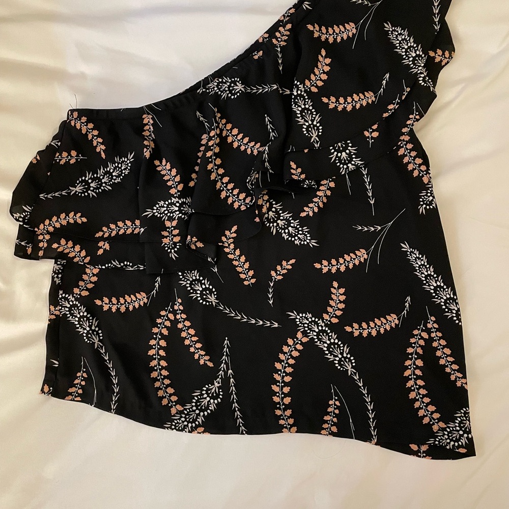 Chelsea28 One Shoulder Ruffled Blouse - Picture 3 of 6